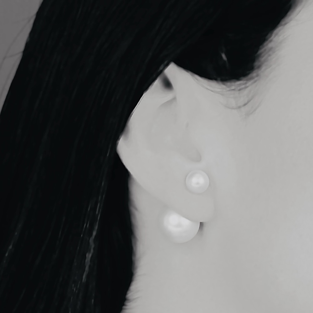 Anthropologie Shashi “Fenmore” Double Ball Pearl Dual Front Back Post Ear Jacket - Picture 15 of 16